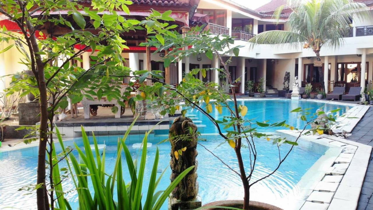 Hôtel The Flora Kuta Lombok Extérieur photo